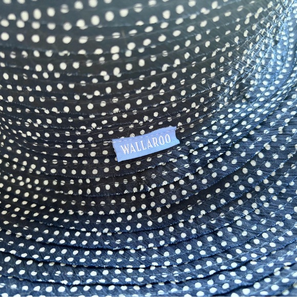 Wallaroo Scrunchie Sun Hat Navy Polka Dot Packable Lightweight Sun Protection OS - Picture 2 of 7